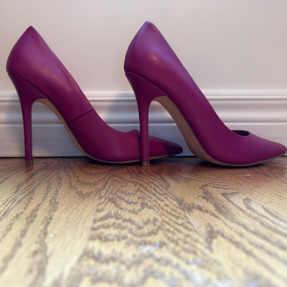 Fergalicious Magenta High Heel Pumps with Pointed Toe - Picture 9 of 13